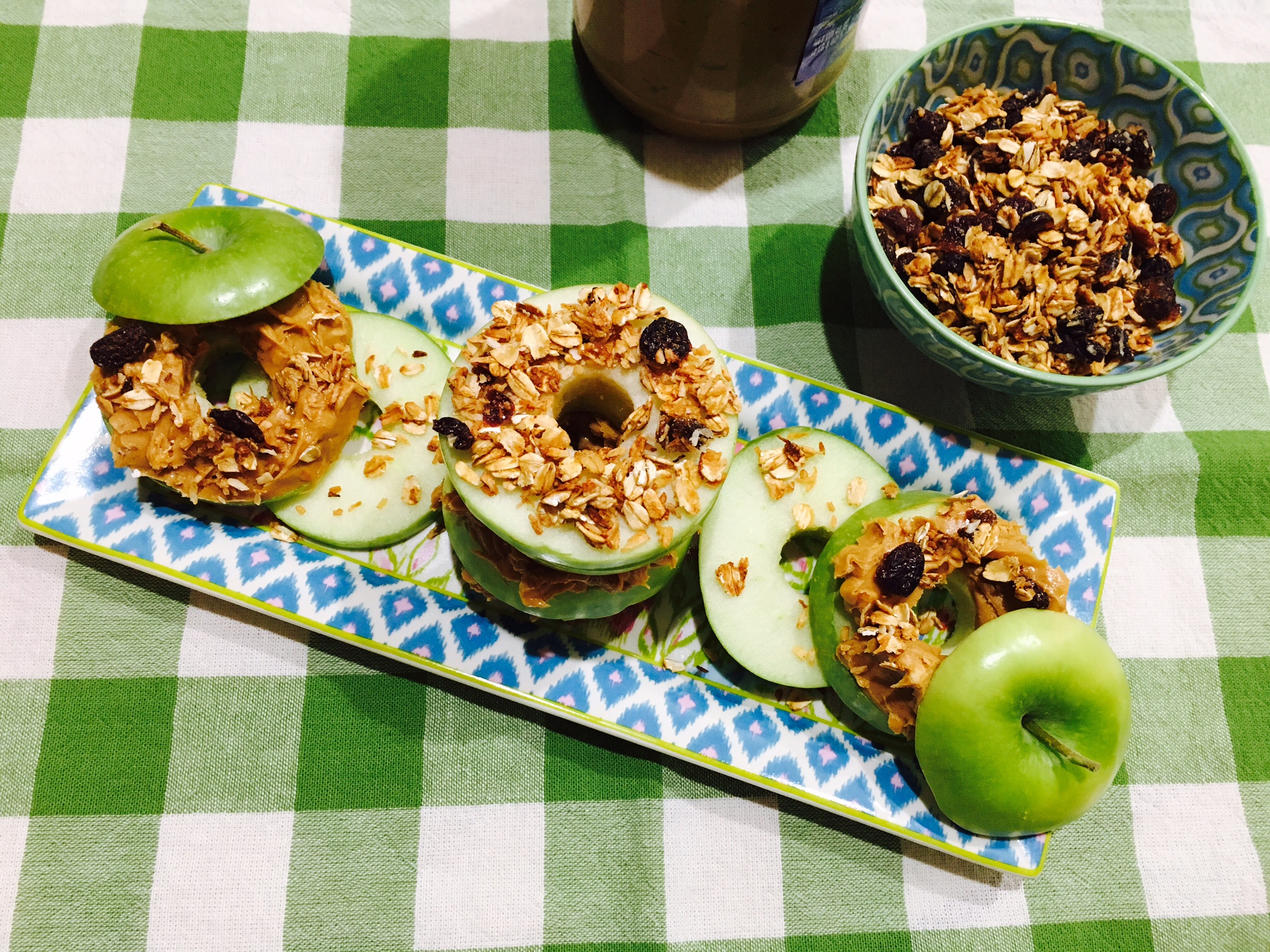 Anita’s Healthy Apple Peanut Butter with Granola Sandwiches Healthy