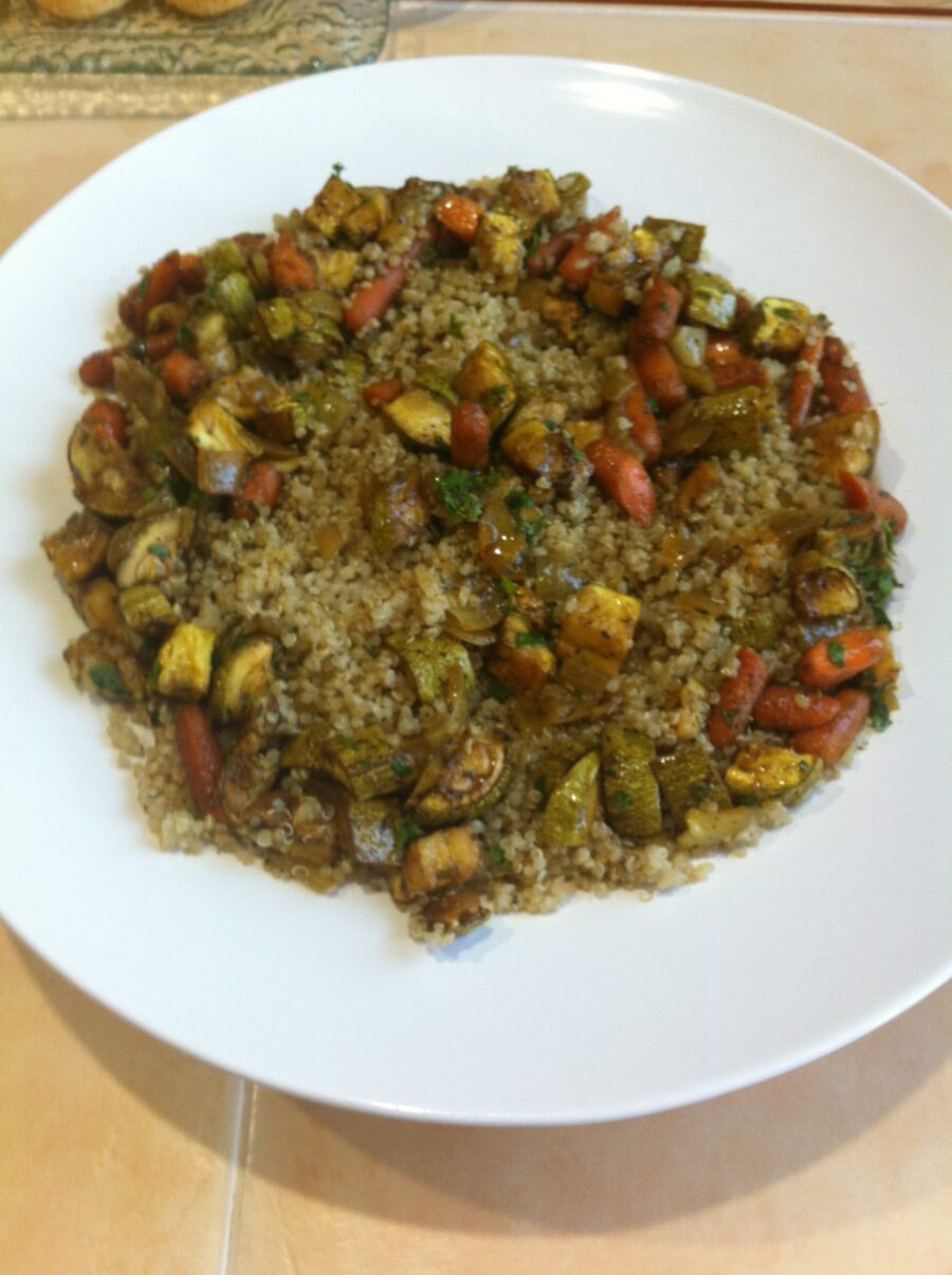 QUINOA WITH ROASTED ZUCCHINI AND CARROTS